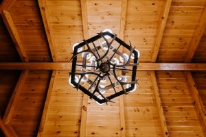 Photo Rustic chandelier